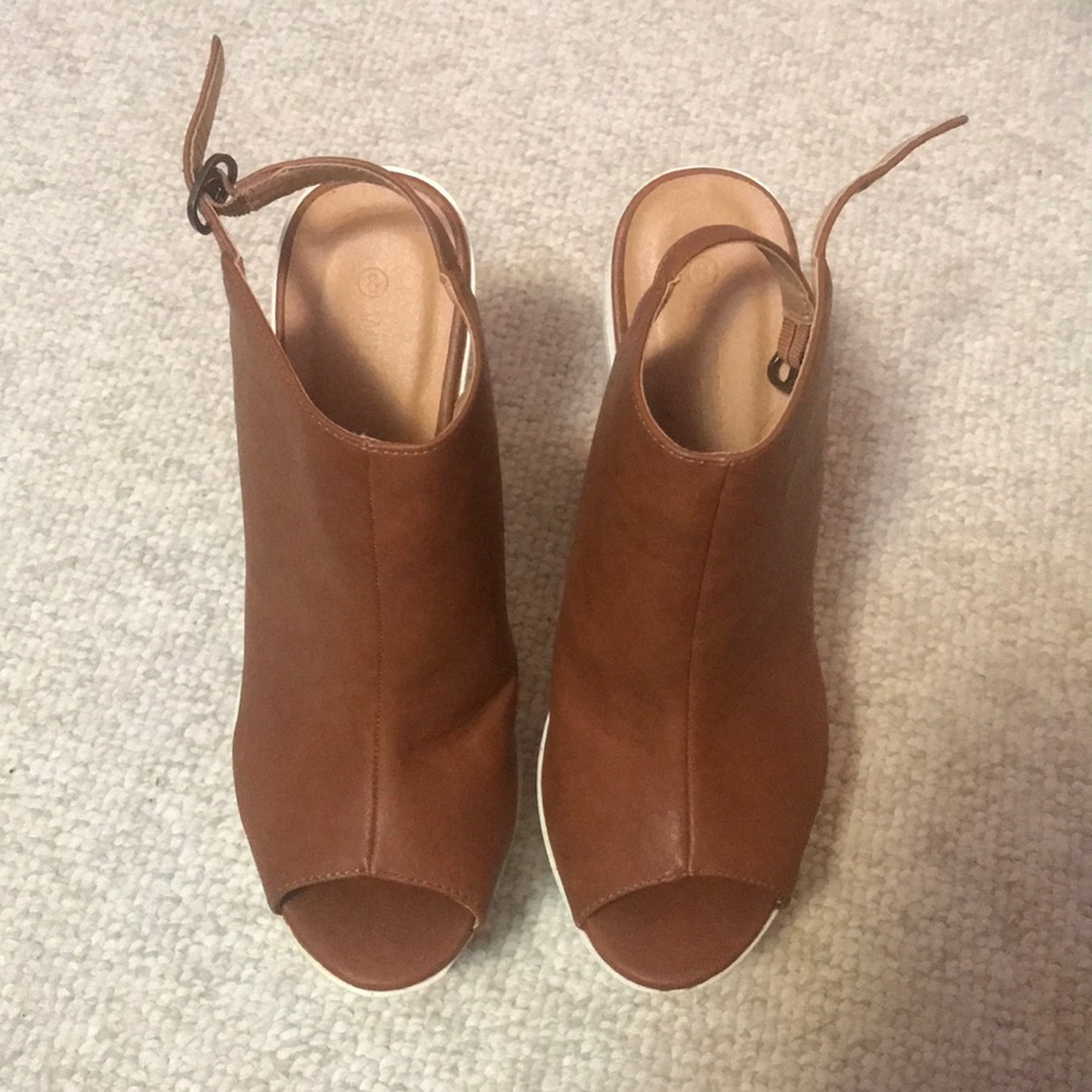 Platform Heels - Picture 2 of 4